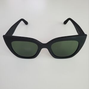 NWOT TOMS Cat Eye Black Sunglasses